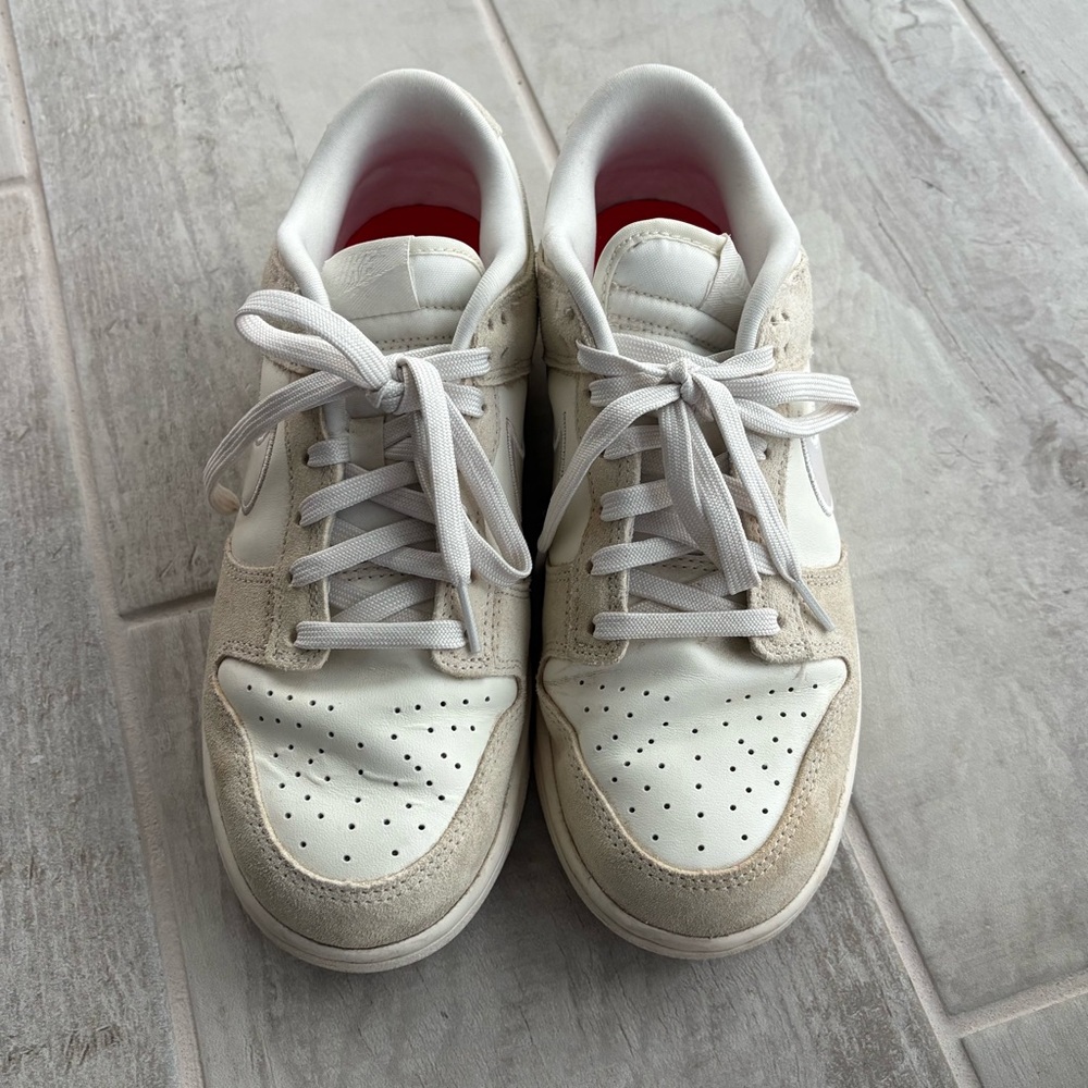 Nike Dunks - Picture 3 of 3